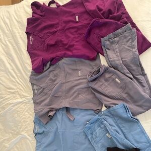 Grey’s Anatomy Active Scrubs Bundle